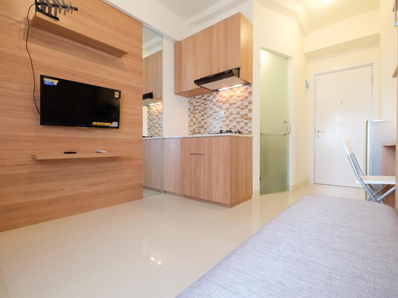 Modern Studio At Green Pramuka City Apartment Near To Shopping Center By Travelio Jacarta Exterior foto